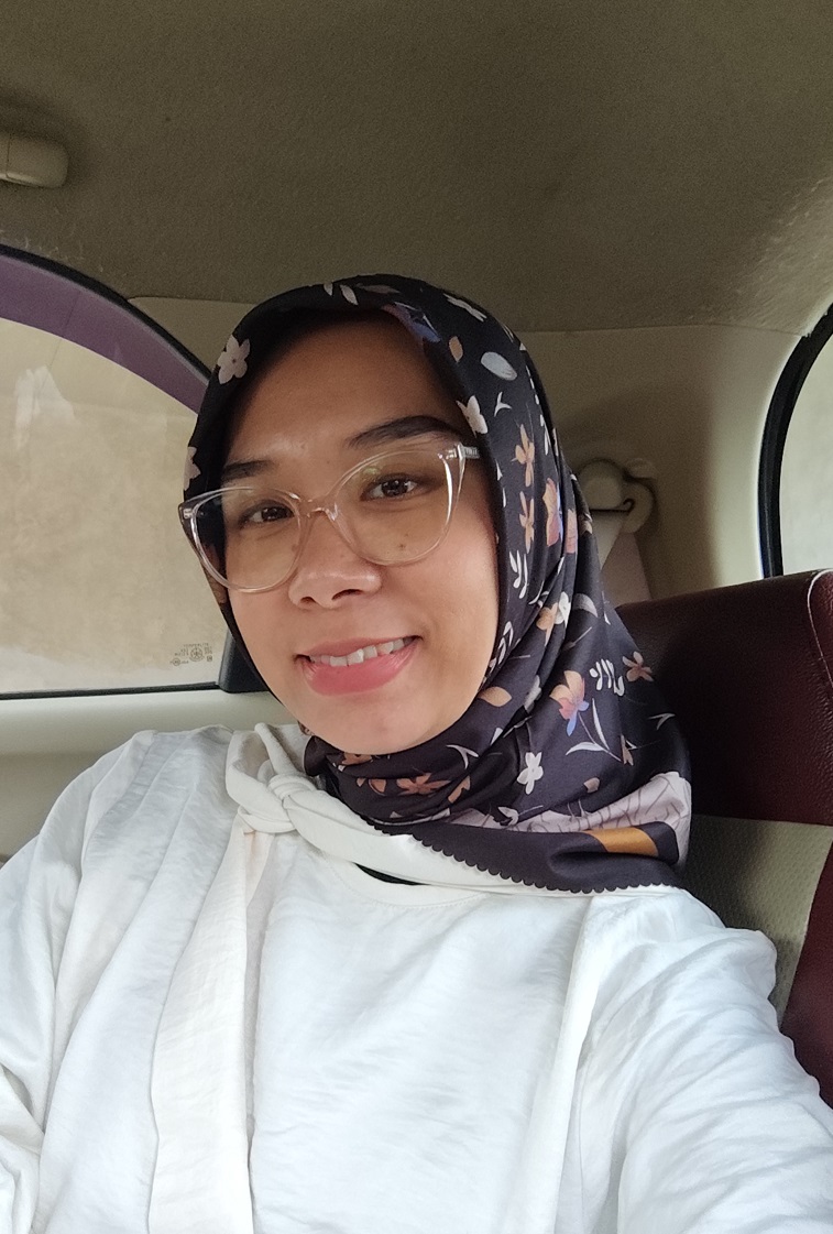 Rakhma Ramadhina Bajari, S.Farm.,Apt.